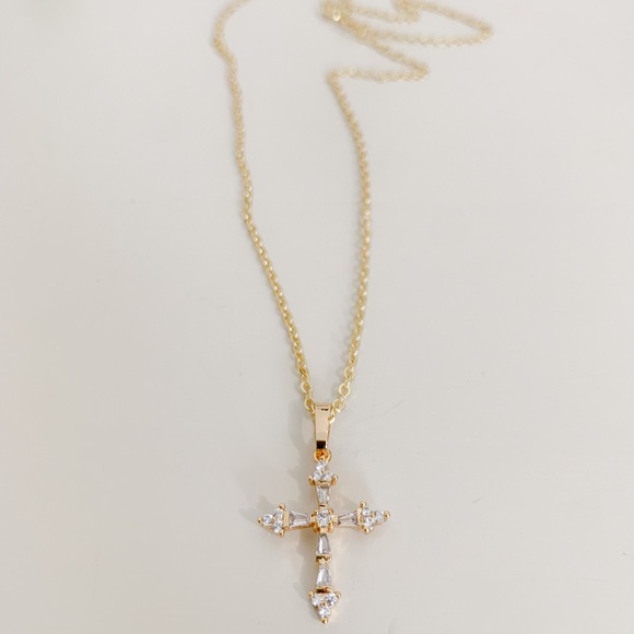 🎉HP🎉CZ Cross Necklace | 14k Gold Filled - Picture 5 of 9